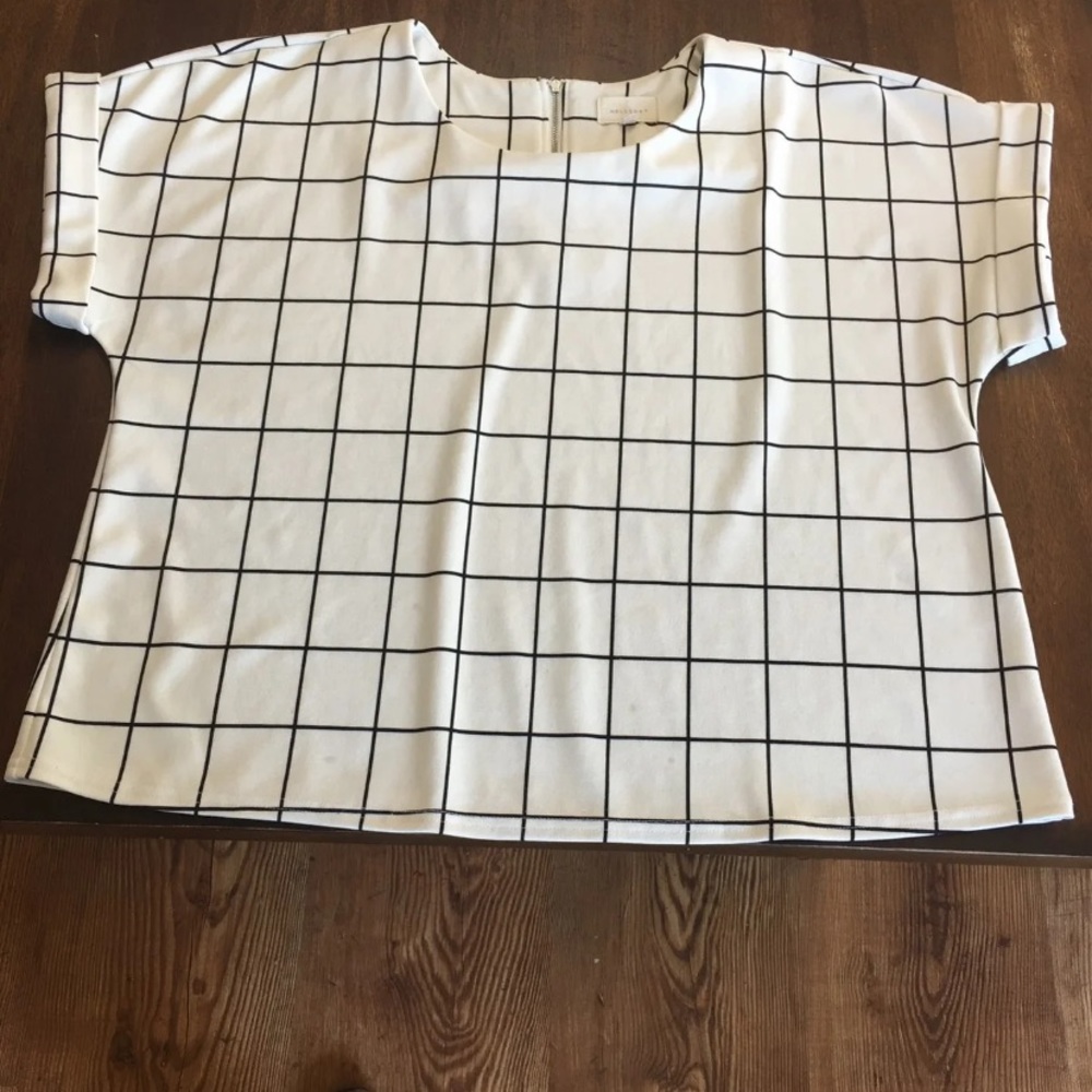 Black and white dressy crop top